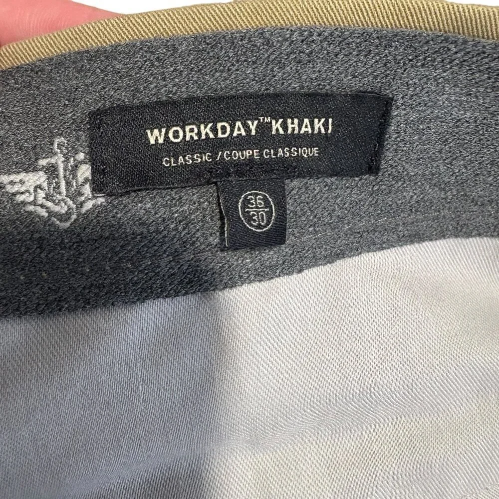 Dockers beige tan
